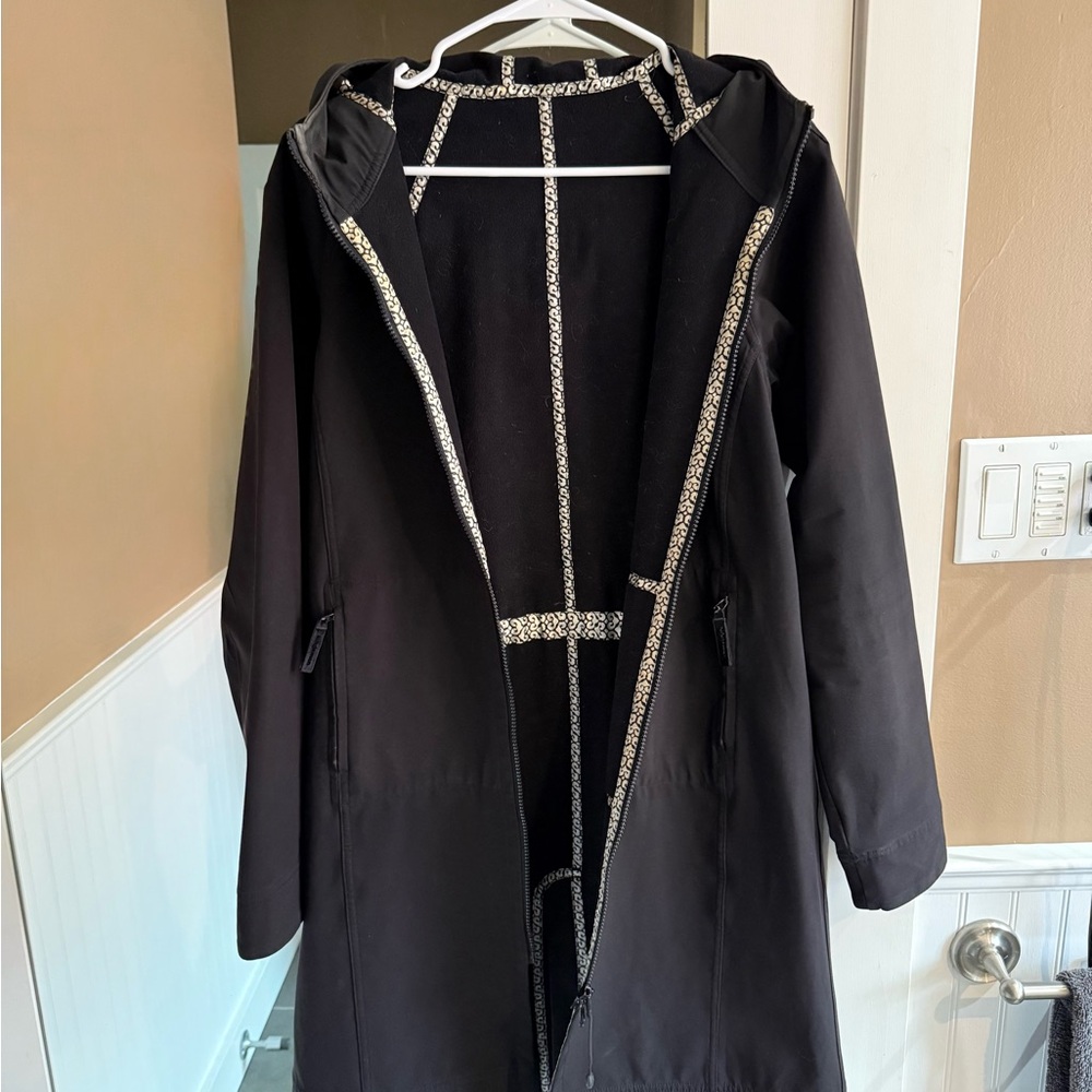 Lululemon Black Hooded Women's Jacket